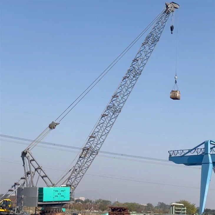 OUCO 3T40M Diesel-Hydraulic Floating Crane For Barge Operations